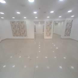 Kirayə Obyekt 1 otaq 135 m², 1 sot  ərazi, 28 May metrosu ətrafı