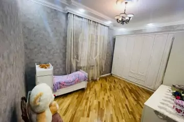Satılır Villa 8-ci Mikrorayonda 