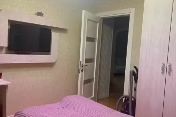 Satılır Köhnə Tikili Qaraçuxurda