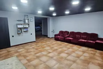 Aylıq Kirayə Obyekt Ayna Sultanova Heykəlində 