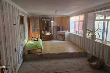 Satılır Bağ Evi Buzovnada