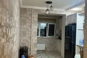 Satılır Köhnə Tikili Qaraçuxurda