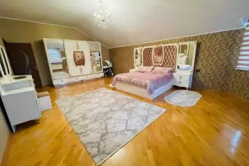 Satılır Villa 8-ci Mikrorayonda 