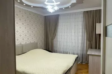 Satılır Köhnə Tikili Qaraçuxurda