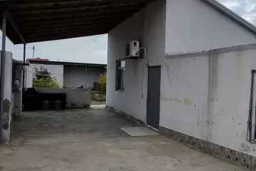 Satılır Bağ Evi Buzovnada 