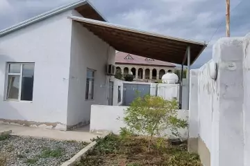 Satılır Bağ Evi Buzovnada 