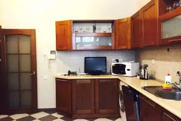 Aylıq Kirayə Yeni Tikili Heydər əliyev Mərkəzində 