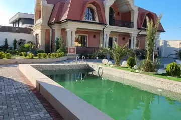 Satılır Həyət Evi Buzovnada