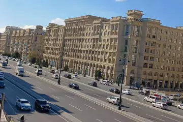 Aylıq Kirayə Yeni Tikili Heydər əliyev Mərkəzində 