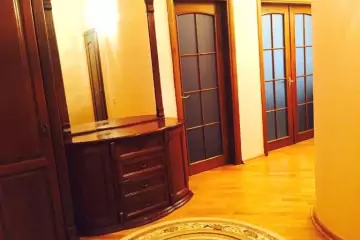 Aylıq Kirayə Yeni Tikili Heydər əliyev Mərkəzində 