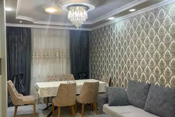 Satılır Köhnə Tikili Qaraçuxurda