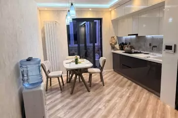 Aylıq Kirayə Yeni Tikili Heydər əliyev Mərkəzində 