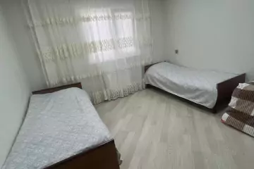 Satılır Köhnə Tikili Xalqlar Dostluğuda