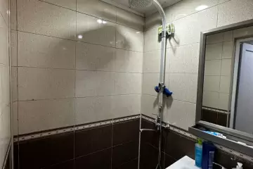 Satılır Yeni Tikili Bakıxanovda 