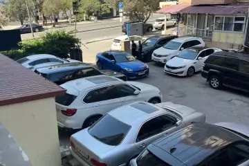 Satılır Yeni Tikili 5-ci Mikrorayonda 