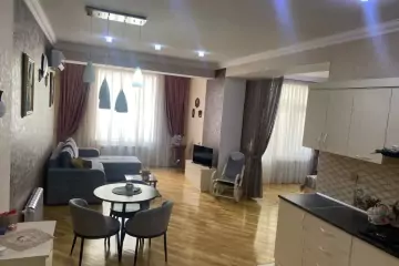 Aylıq Kirayə Yeni Tikili Ağ şəhər Kompleksində 