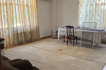 Satılır Yeni Tikili 5-ci Mikrorayonda 