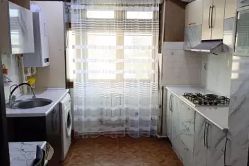 Aylıq Kirayə Köhnə Tikili Yasamalda 