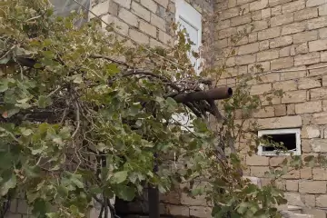 Satılır Həyət Evi Lökbatanda 