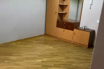 Satılır Yeni Tikili 5-ci Mikrorayonda 