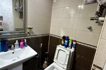 Satılır Yeni Tikili Bakıxanovda 