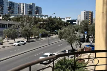 Satılır Yeni Tikili 5-ci Mikrorayonda 