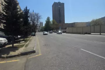 Satılır Obyekt Elmler Akademiyasıda 