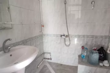 Satılır Köhnə Tikili Bakı Kinoteatrıda 