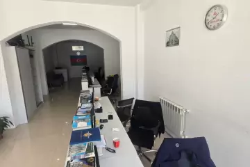 Satılır Obyekt Elmler Akademiyasıda 