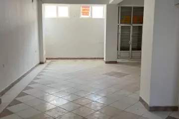 Satılır Obyekt 3-cü Mikrorayonda 