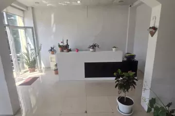 Satılır Obyekt Elmler Akademiyasıda 