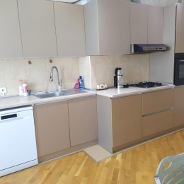 Kirayə 3 otaqlı Yeni Tikili 145 m², Yasamal