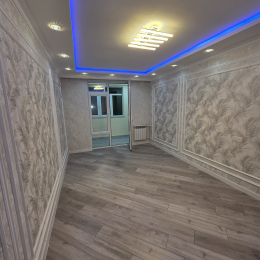 Satılır 4 otaqlı Köhnə Tikili 110 m², Xalqlar Dostluğu