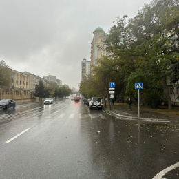 Satılır 2 otaqlı Köhnə Tikili 60 m², Yasamal