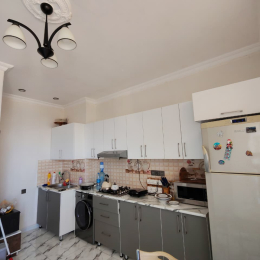 Satılır 3 otaqlı Yeni Tikili 101 m², Ukraniya dairəsi