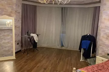 Satılır Yeni Tikili Beşmərtəbədə 