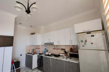 Satılır Yeni Tikili Ukraniya Dairəsida 