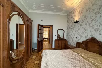 Aylıq Kirayə Köhnə Tikili 28 May Metrosu ətrafında 