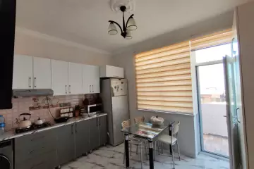 Satılır Yeni Tikili Ukraniya Dairəsida 