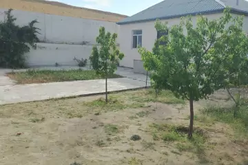 Satılır Bağ Evi Novxanıda 