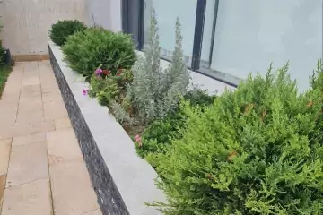 Satılır Bağ Evi şüvəlanda 