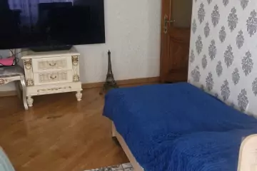 Satılır Yeni Tikili 8-ci Kilometrdə 