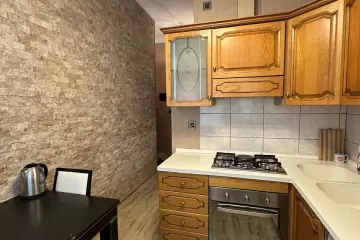 Aylıq Kirayə Köhnə Tikili 28 May Metrosu ətrafında 