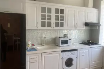 Aylıq Kirayə Yeni Tikili 8-ci Kilometrdə 