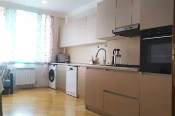 Aylıq Kirayə Yeni Tikili Yasamalda 