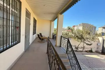Satılır Həyət Evi Biləcəridə 