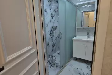 Satılır Köhnə Tikili Xalqlar Dostluğuda 