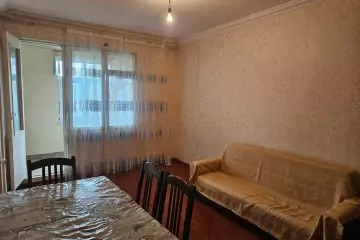 Aylıq Kirayə Köhnə Tikili 4-cü Mikrorayonda 