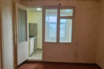 Aylıq Kirayə Köhnə Tikili 4-cü Mikrorayonda 