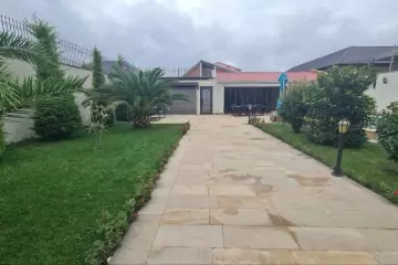 Satılır Bağ Evi şüvəlanda 